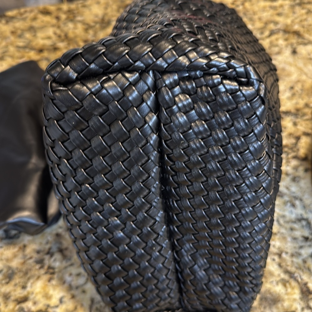 Bindya Black Woven Tote Bag with Pouch - Picture 7 of 10